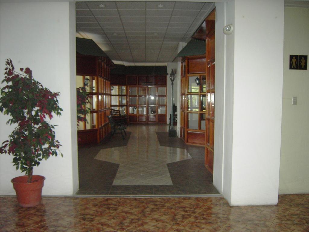Hotel La Riviera De Atitlan Panajachel Zewnętrze zdjęcie