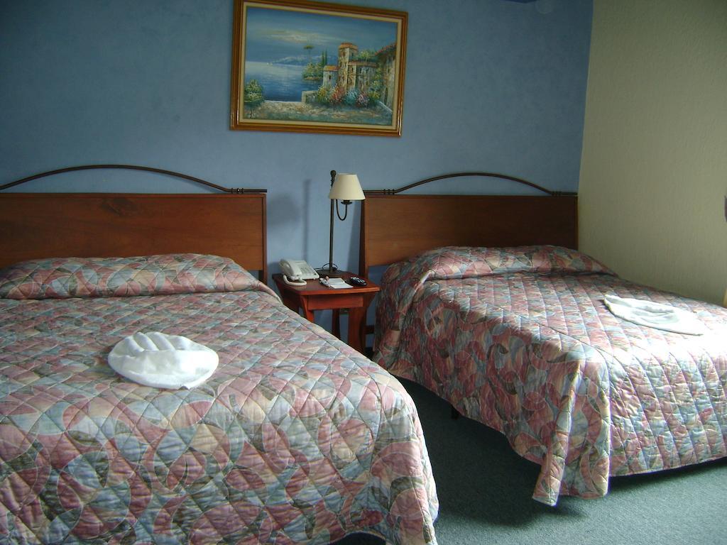 Hotel La Riviera De Atitlan Panajachel Pokój zdjęcie